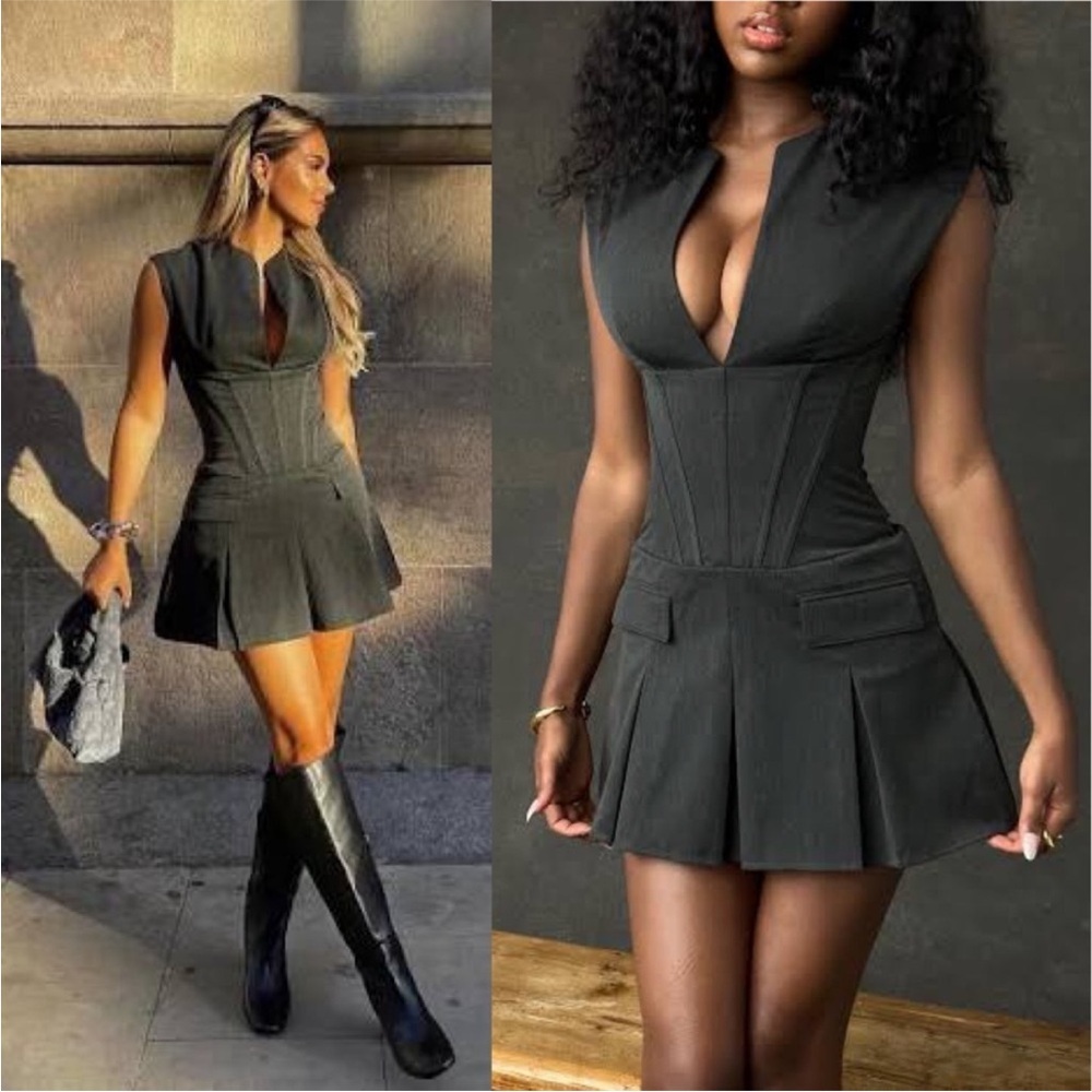 House of CB- Eleanor Charcoal Pleated Corset Dress Size Medium Mini Gray